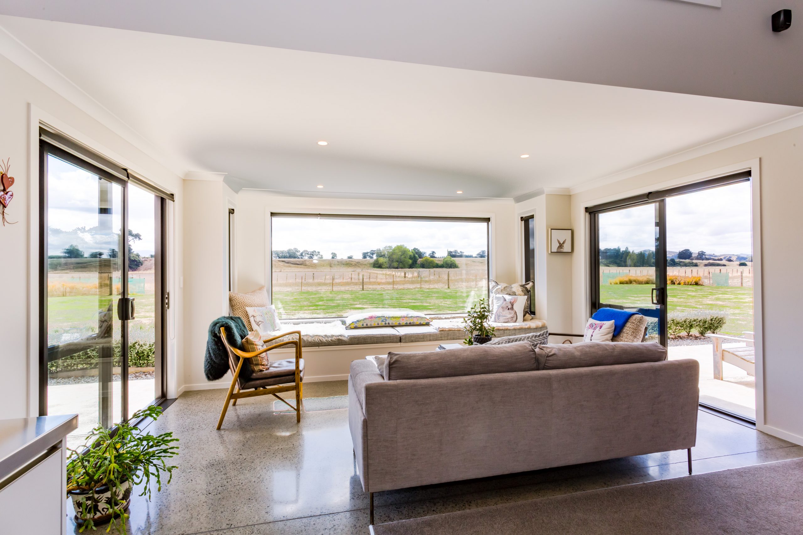 For Sale Home and Land Package 173 sqm home, 4 bedrooms, 2