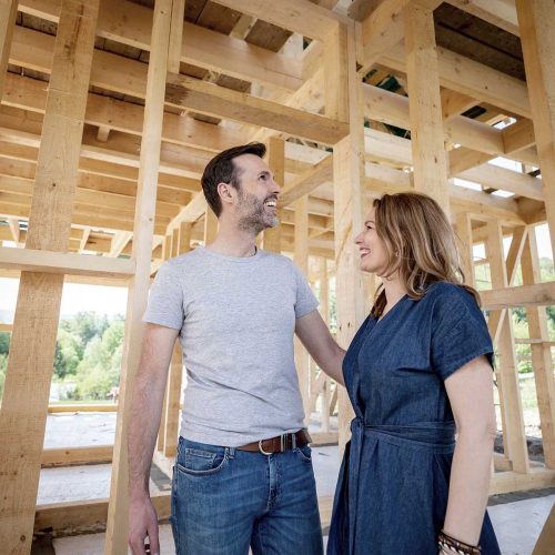 highmark_0004_couple-make-their-dreams-of-building-their-own-hom-QEGXV8V2.jpg